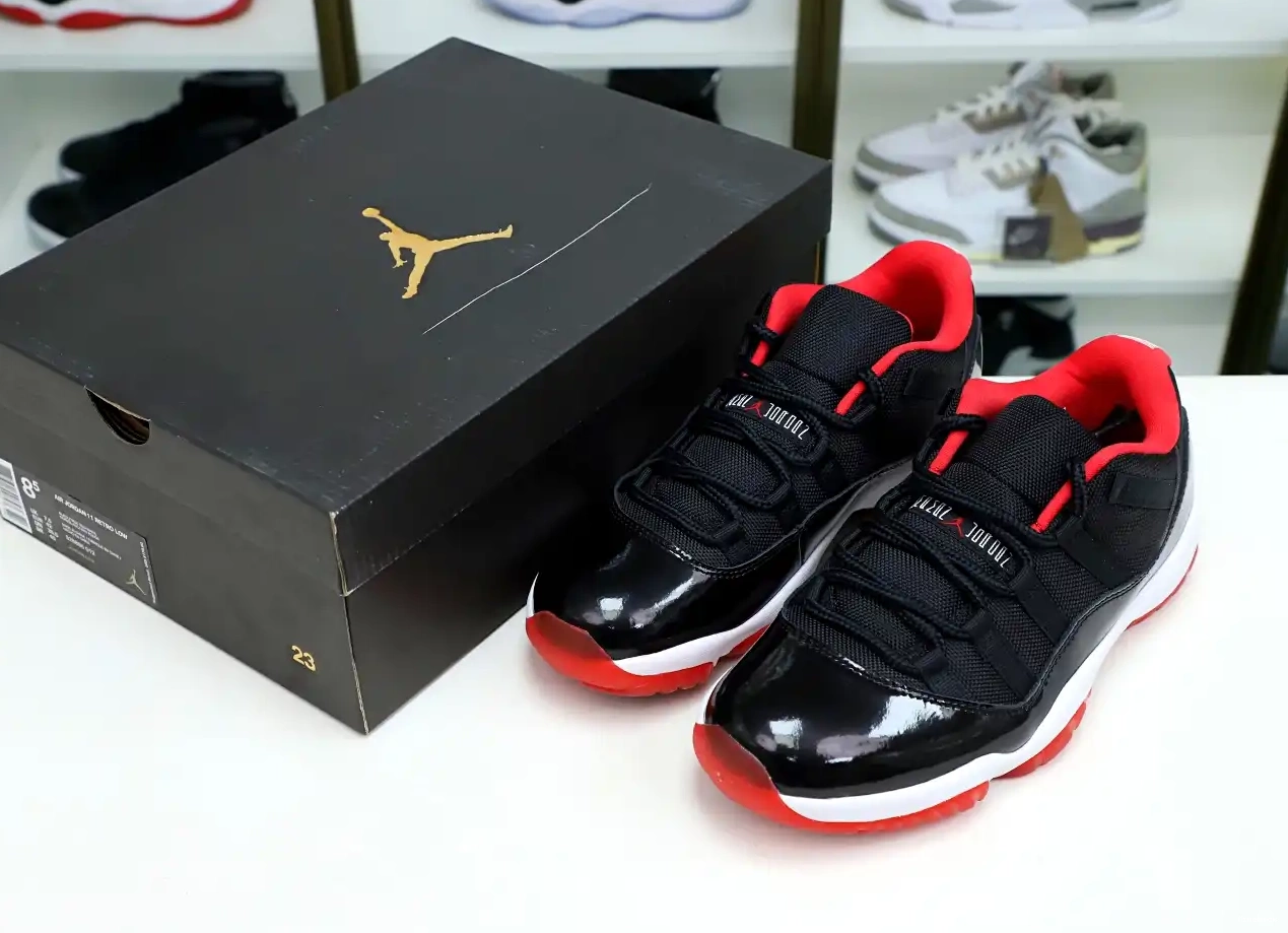 JORDAN LOW AIR RETRO BRED 11 0430